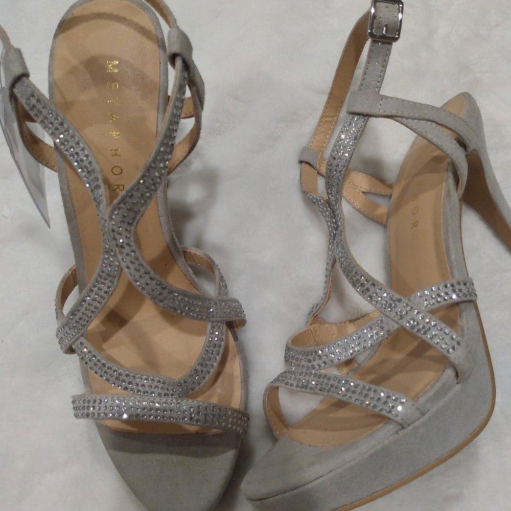 Metaphor Women's Paris Platform Dress Pump